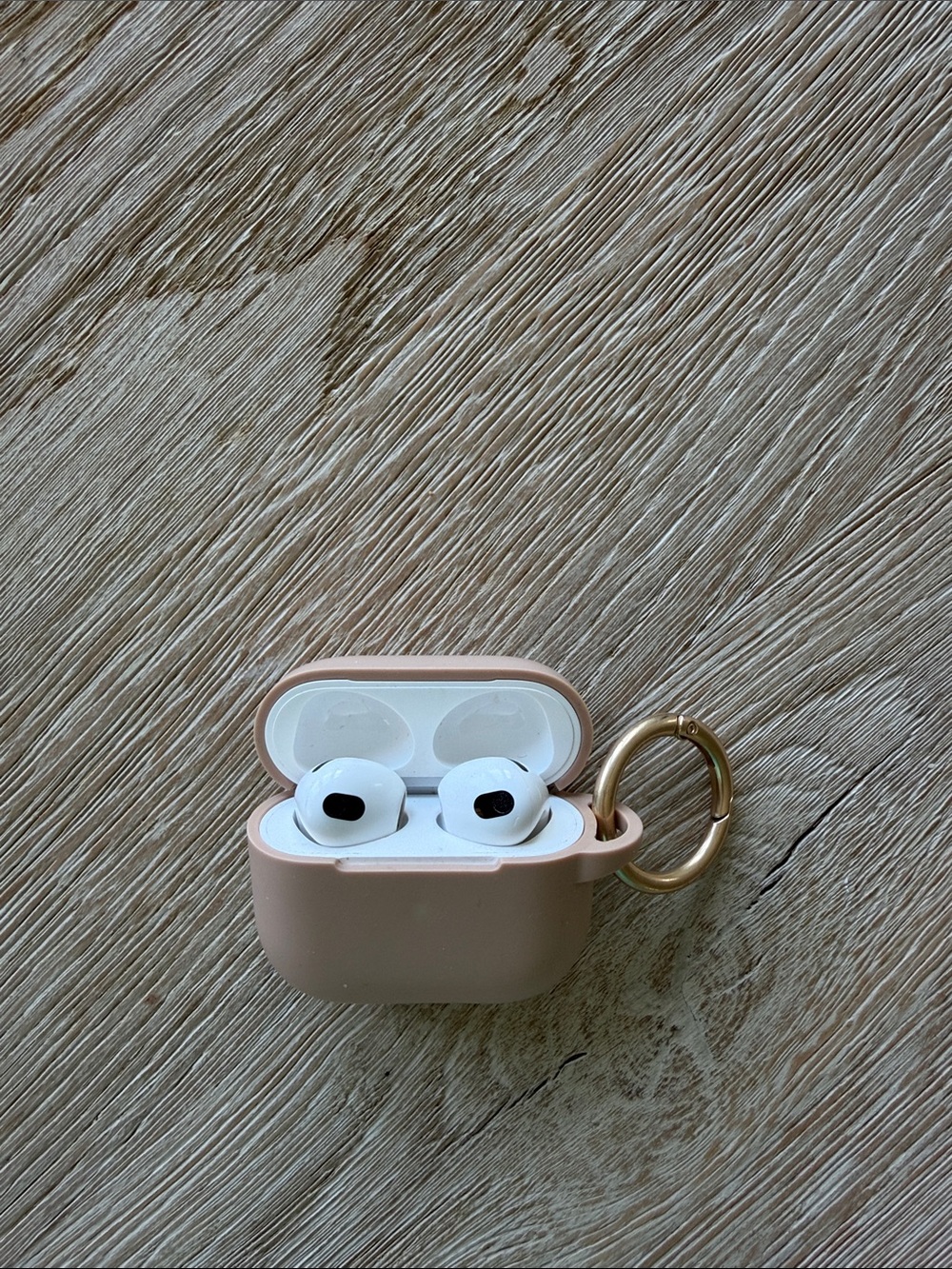 Airpods 3rd generation and charging cord